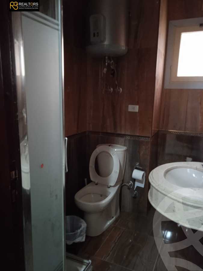 https://aqarmap.com.eg/en/listing/5743866-for-rent-cairo-el-sheikh-zayed-city-compounds-royal-city
