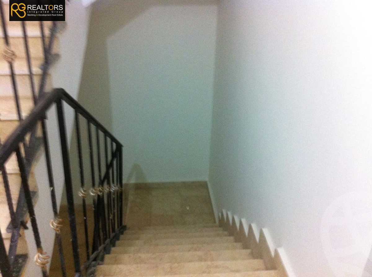 https://aqarmap.com.eg/en/listing/5743869-for-sale-cairo-el-sheikh-zayed-city-compounds-hadayek-el-mohandiseen
