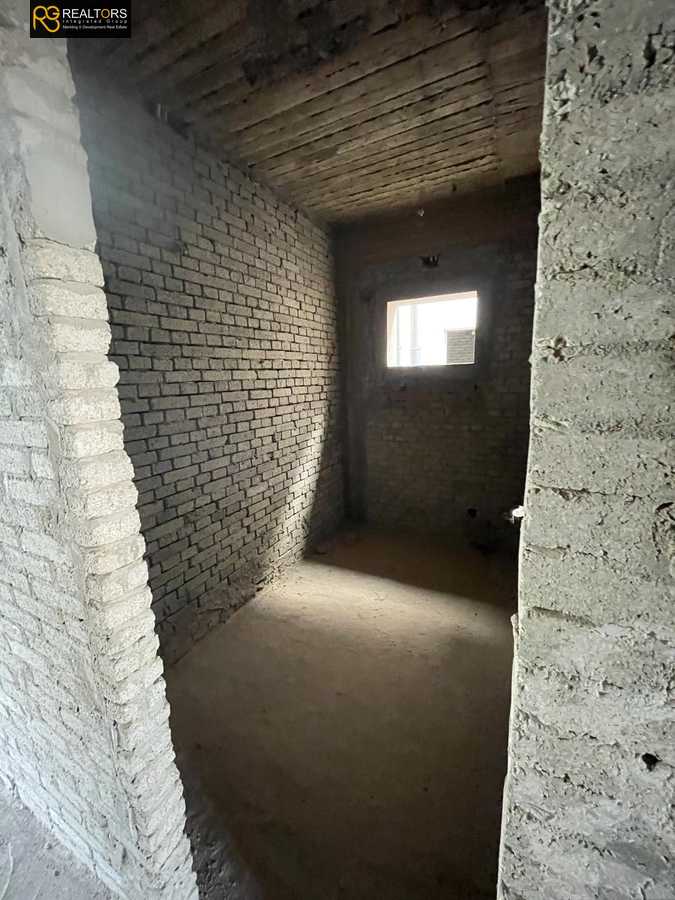 https://aqarmap.com.eg/en/listing/5743887-for-sale-cairo-el-sheikh-zayed-city-alex-cairo-desert-road