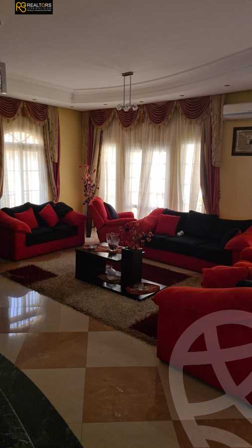 https://aqarmap.com.eg/en/listing/5743907-for-sale-cairo-el-sheikh-zayed-city-compounds-el-yasmeen-compound