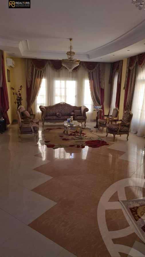 https://aqarmap.com.eg/en/listing/5743907-for-sale-cairo-el-sheikh-zayed-city-compounds-el-yasmeen-compound