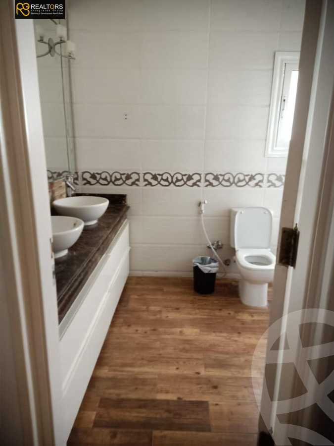 https://aqarmap.com.eg/en/listing/5743914-for-sale-cairo-el-sheikh-zayed-city-compounds-el-rabwa