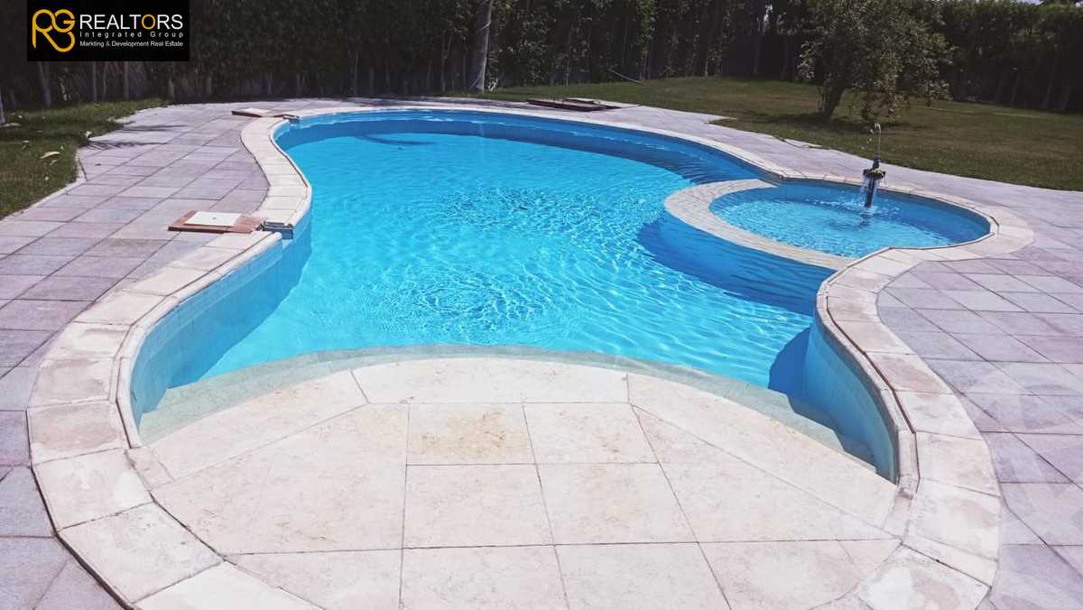 https://aqarmap.com.eg/en/listing/5743939-for-sale-cairo-el-sheikh-zayed-city-alex-cairo-desert-road-mdyn-sfnks-ljdyd-sandorini