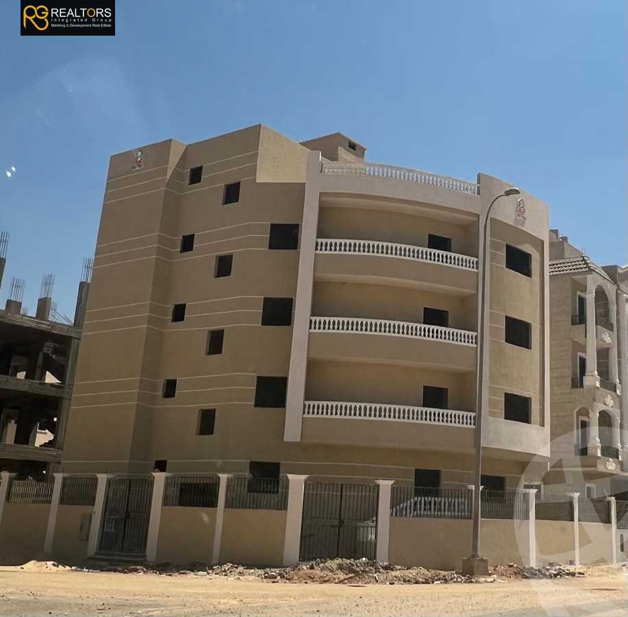 https://aqarmap.com.eg/en/listing/5765366-for-sale-cairo-6th-of-october-hadaeq-october-lmntq-lsyhy