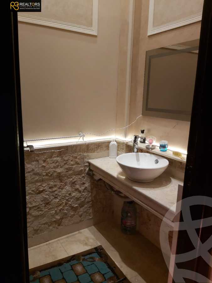 https://aqarmap.com.eg/en/listing/5765389-for-sale-cairo-6th-of-october-hadaeq-october