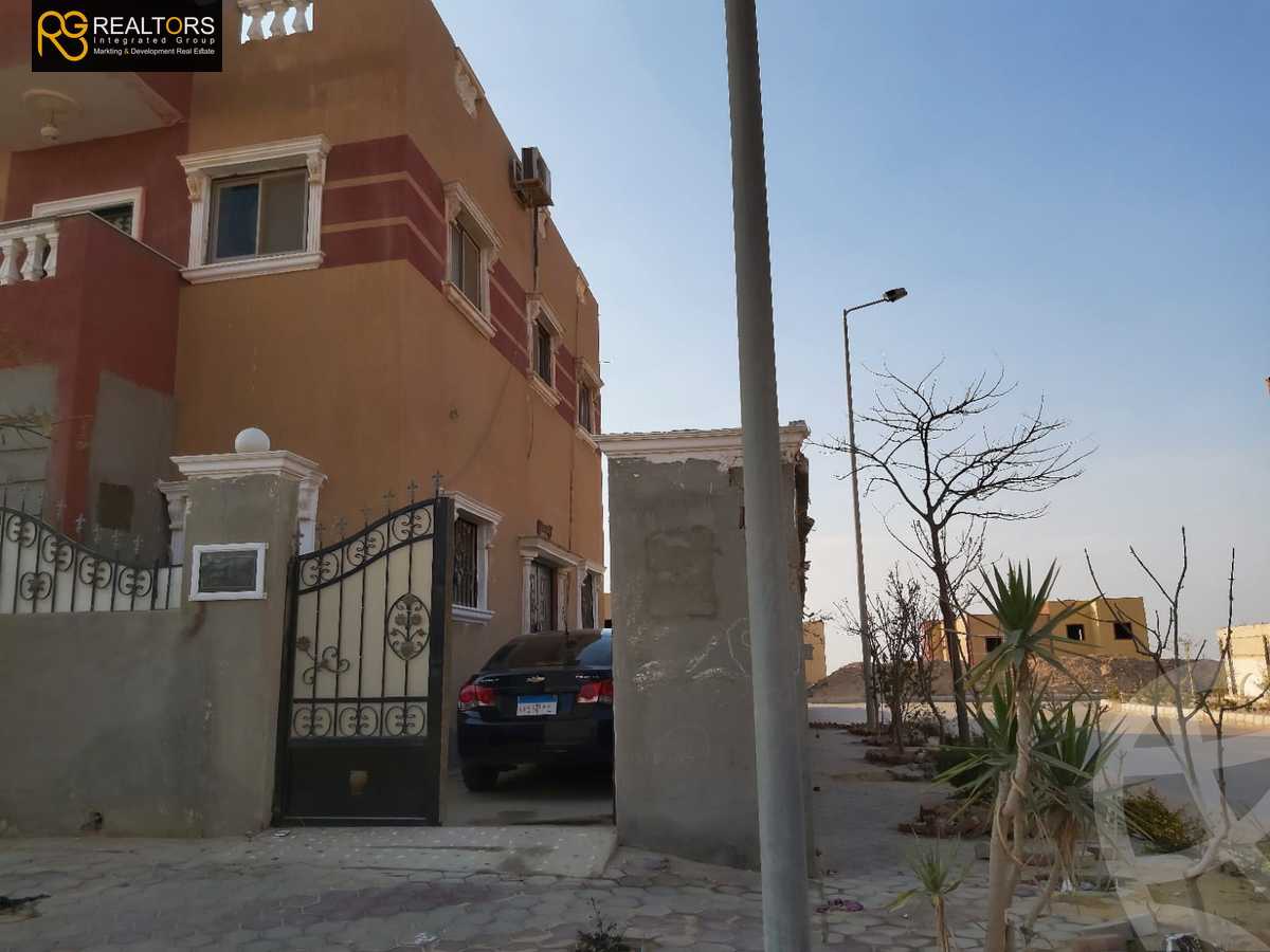 https://aqarmap.com.eg/en/listing/5765389-for-sale-cairo-6th-of-october-hadaeq-october