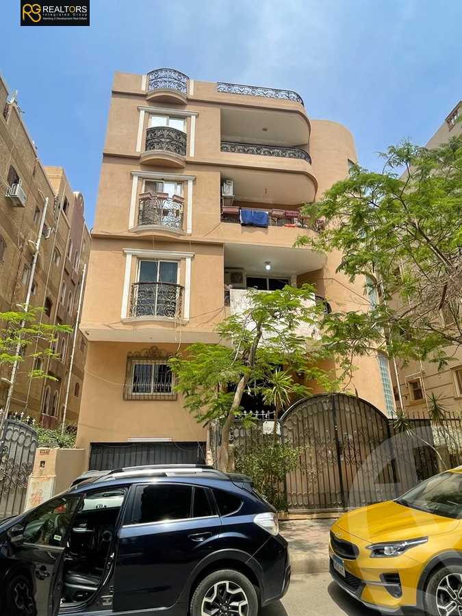 https://aqarmap.com.eg/ar/listing/5765429-for-rent-cairo-6th-of-october-el-ahyaa-neighborhood-1st-al-maahad