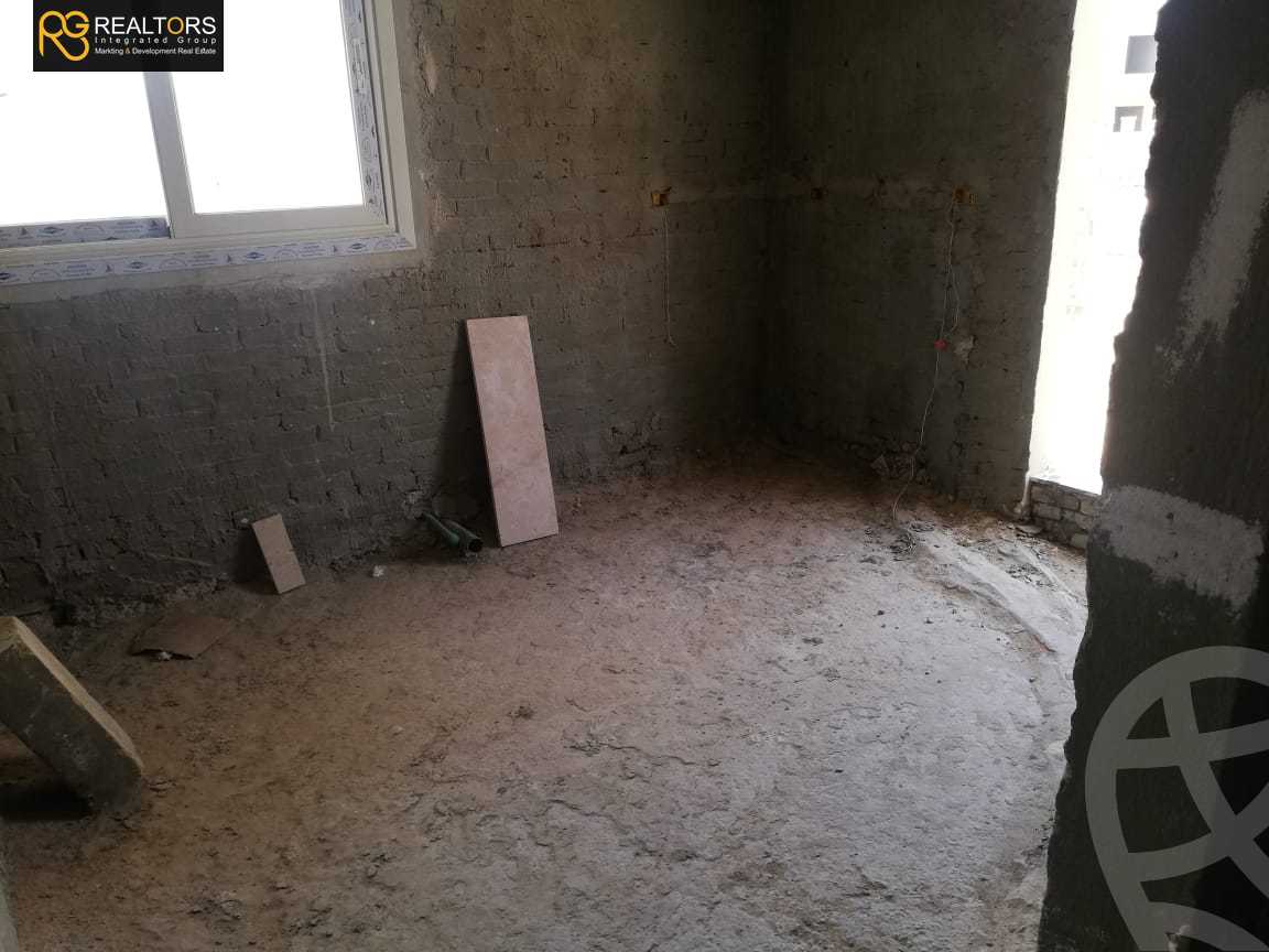 https://aqarmap.com.eg/en/listing/5765452-for-sale-cairo-el-sheikh-zayed-city-lshykh-zyd-ljdyd-solimar-green-4-compound