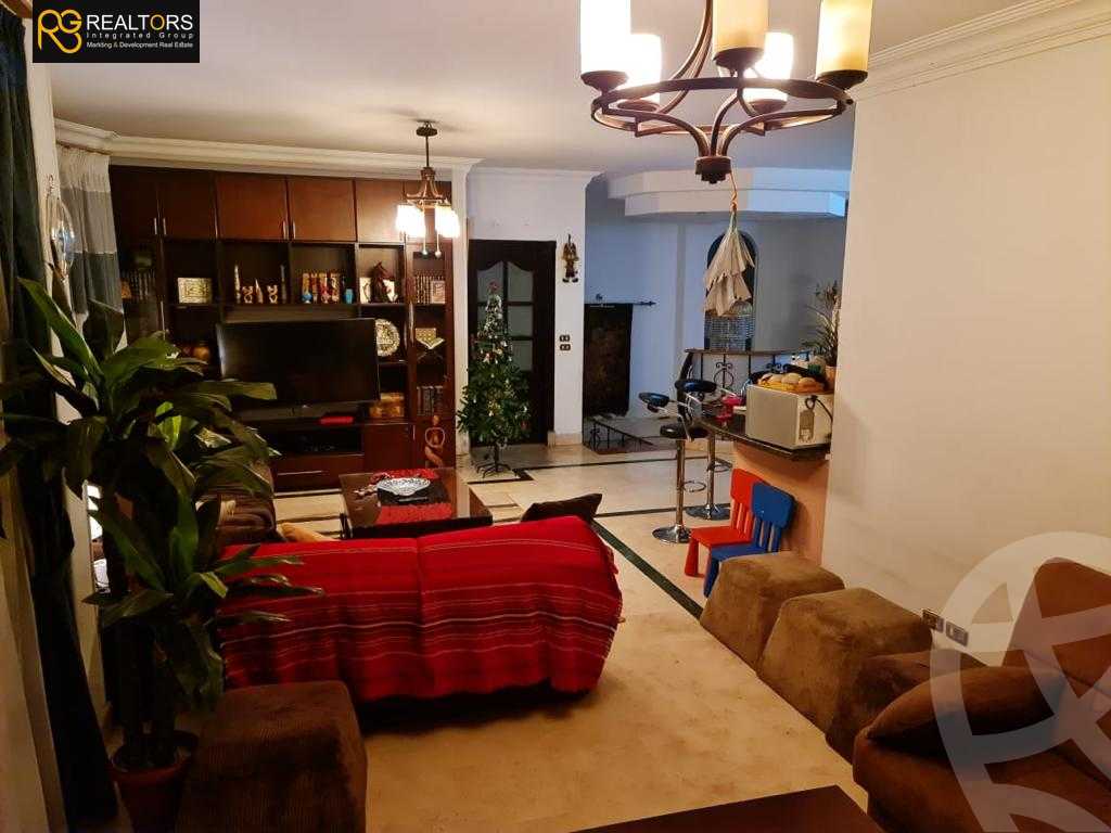 https://aqarmap.com.eg/en/listing/5765530-for-sale-cairo-6th-of-october-featured-neighborhood-el-motamayez-neighborhood-al-moshir-ahmed-ismail-al-akid-ibrahim-abdo-st