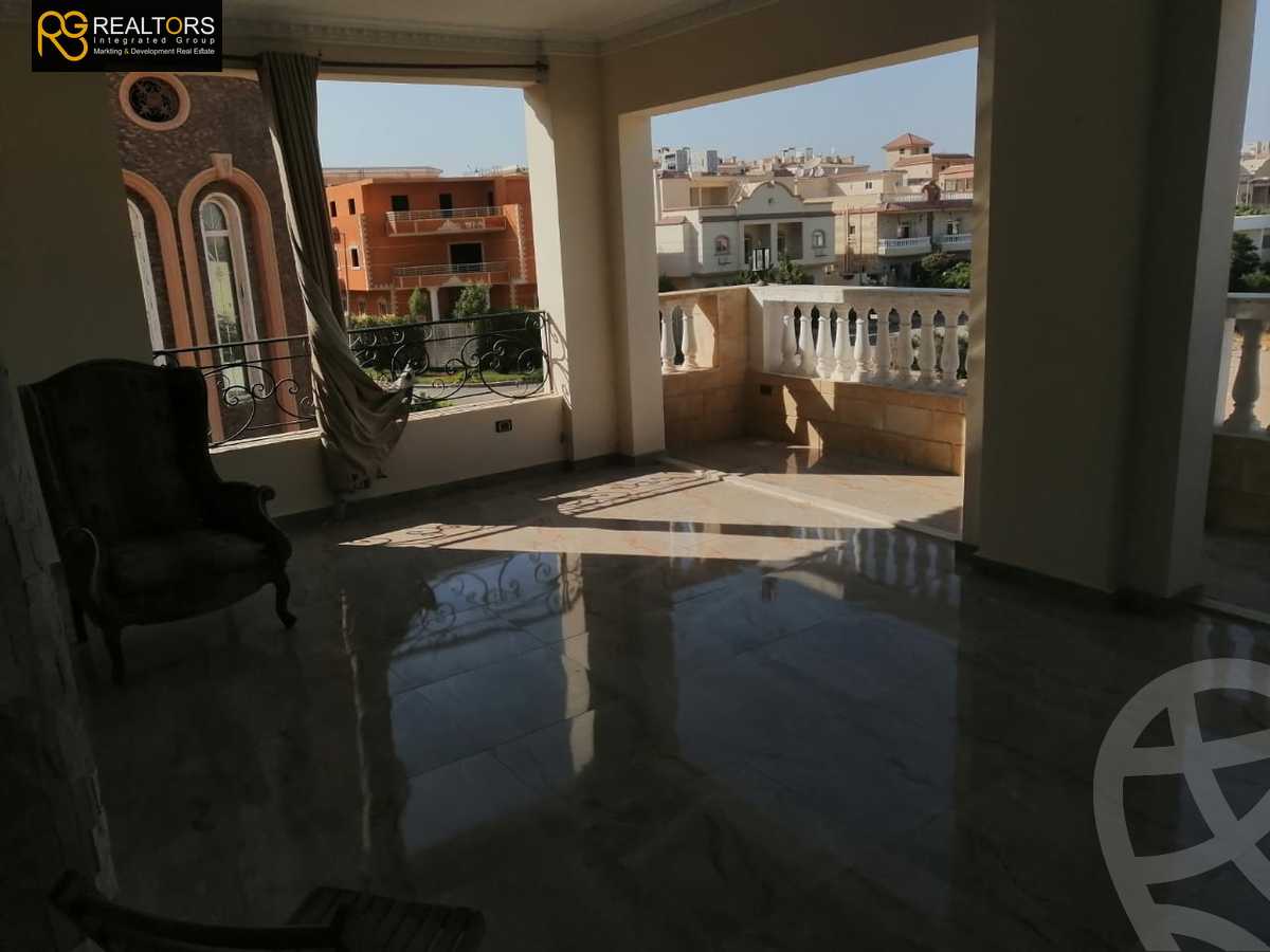 https://aqarmap.com.eg/ar/listing/5765688-for-sale-cairo-el-sheikh-zayed-city-compounds-el-yasmeen-compound