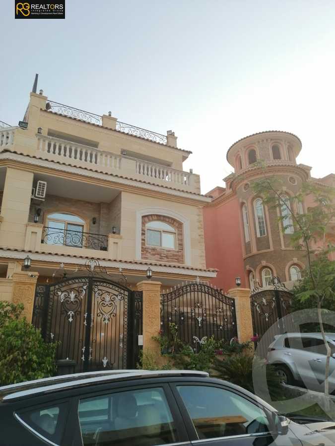 https://aqarmap.com.eg/ar/listing/5765688-for-sale-cairo-el-sheikh-zayed-city-compounds-el-yasmeen-compound
