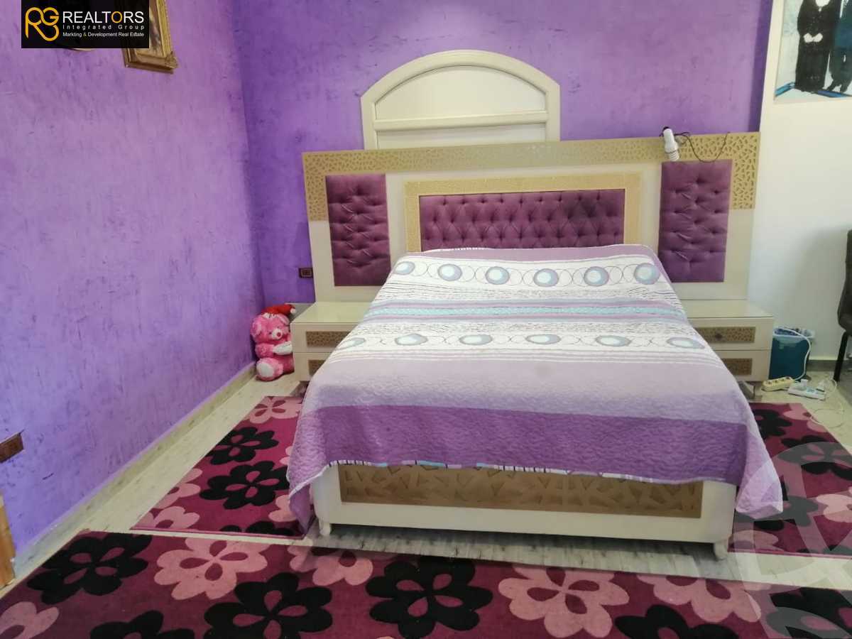 https://aqarmap.com.eg/ar/listing/5765688-for-sale-cairo-el-sheikh-zayed-city-compounds-el-yasmeen-compound