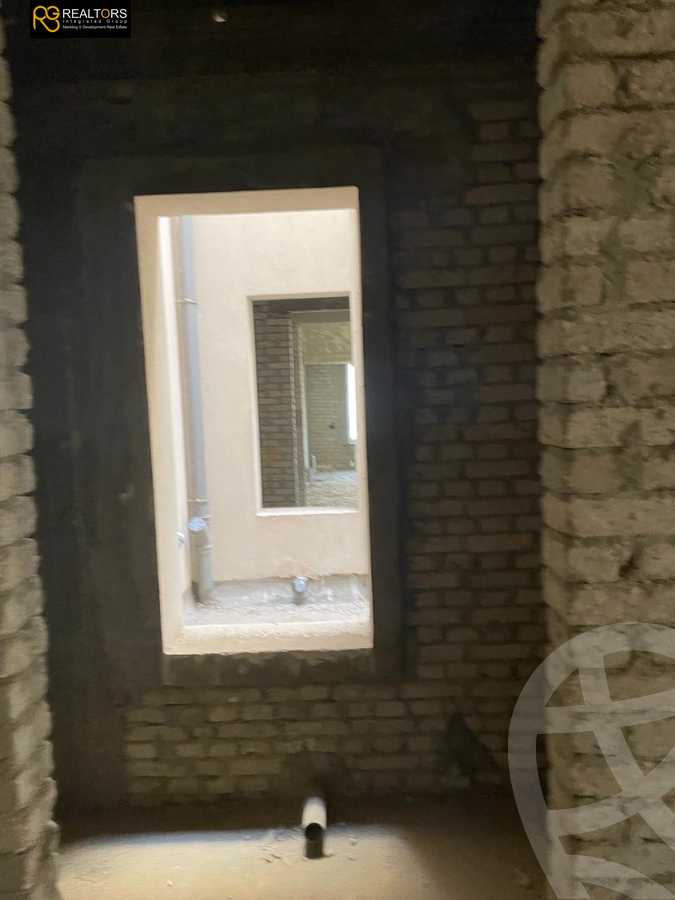 https://aqarmap.com.eg/ar/listing/5774415-for-sale-cairo-6th-of-october-compounds-pyramid-hills