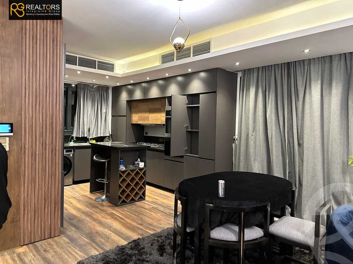 https://aqarmap.com.eg/en/listing/5931544-for-sale-cairo-el-sheikh-zayed-city-compounds-el-patio-zahraa