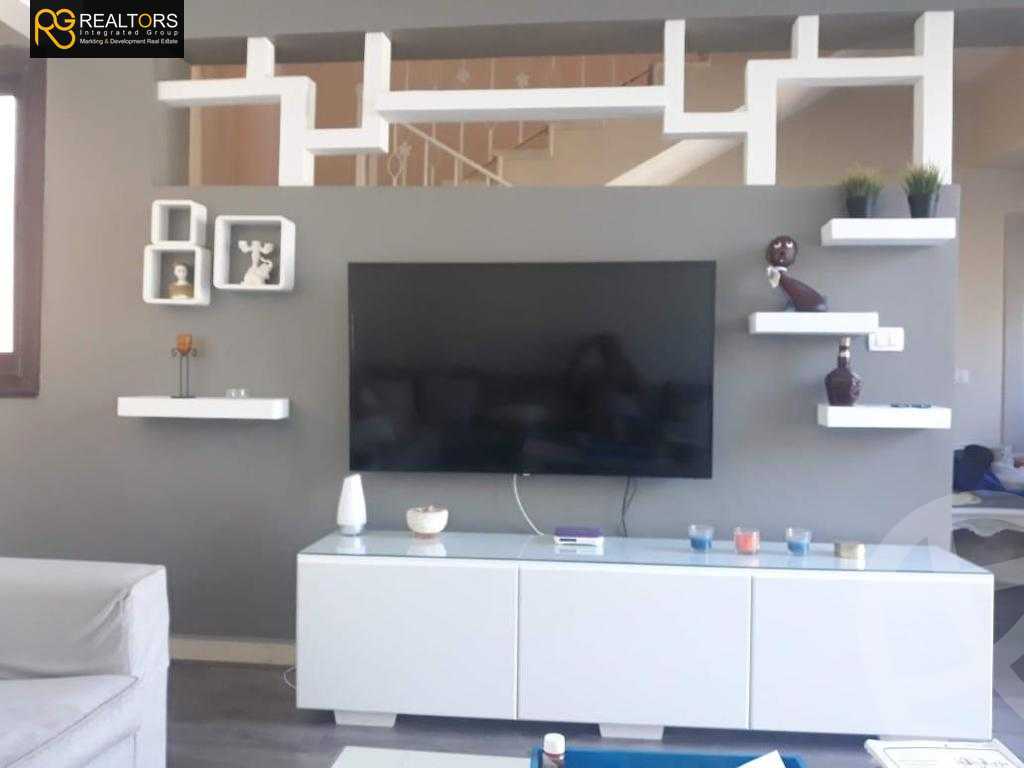 https://aqarmap.com.eg/en/listing/5947820-for-sale-cairo-el-sheikh-zayed-city-compounds-roaya-compound-zayed