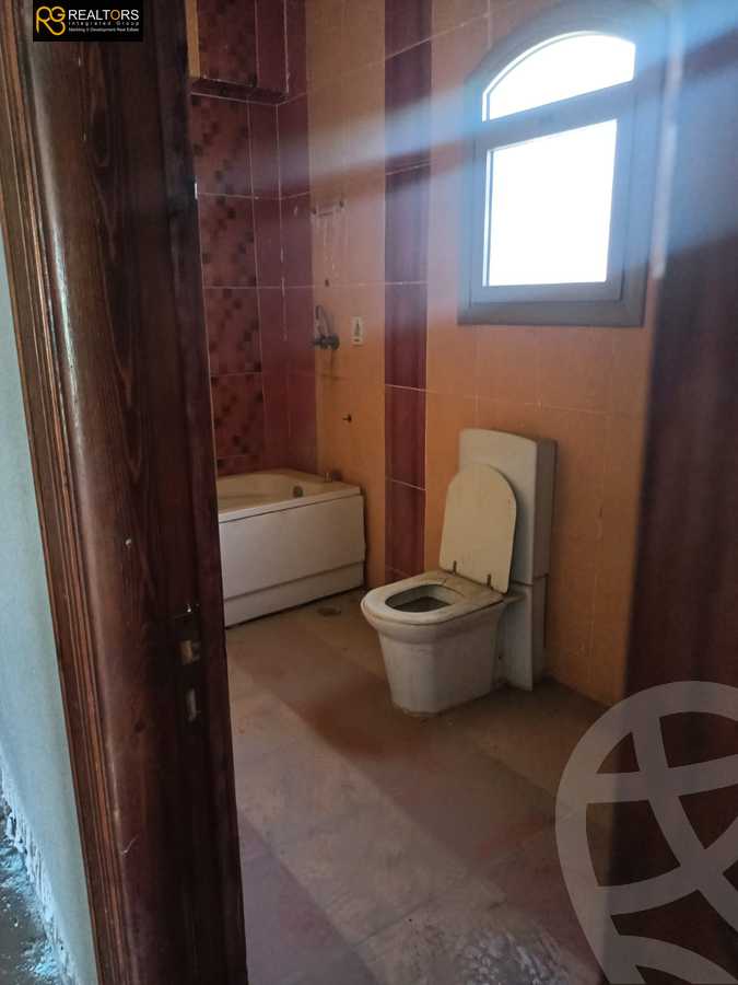 https://aqarmap.com.eg/ar/listing/5948004-for-sale-cairo-el-sheikh-zayed-city-compounds-el-yasmeen-compound