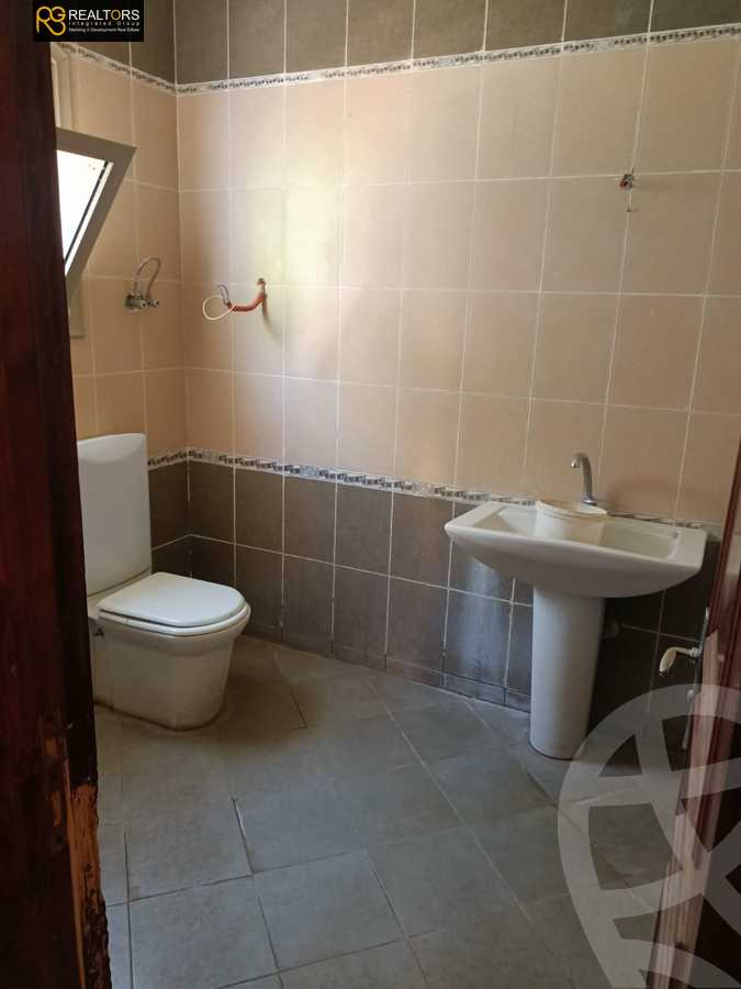 https://aqarmap.com.eg/ar/listing/5948004-for-sale-cairo-el-sheikh-zayed-city-compounds-el-yasmeen-compound