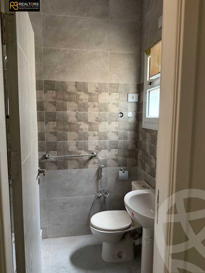 https://aqarmap.com.eg/en/listing/5948497-for-sale-cairo-el-sheikh-zayed-city-compounds