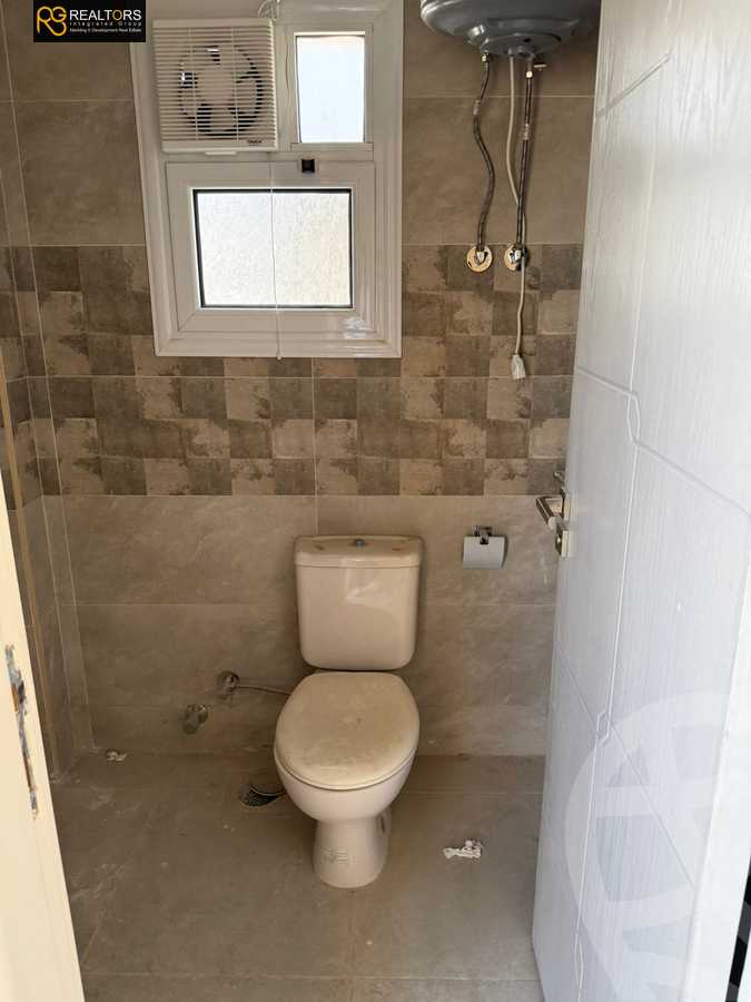 https://aqarmap.com.eg/en/listing/5948497-for-sale-cairo-el-sheikh-zayed-city-compounds
