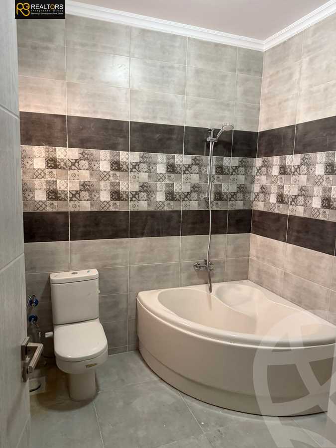 https://aqarmap.com.eg/en/listing/5948497-for-sale-cairo-el-sheikh-zayed-city-compounds