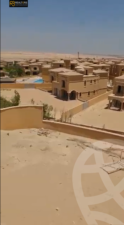 https://aqarmap.com.eg/ar/listing/5948596-for-sale-cairo-el-sheikh-zayed-city-compounds-royal-meadows