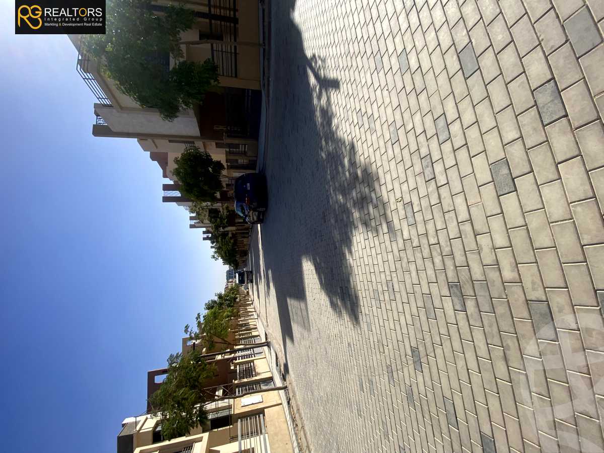 https://aqarmap.com.eg/en/listing/5950667-for-sale-cairo-el-sheikh-zayed-city-compounds-alma
