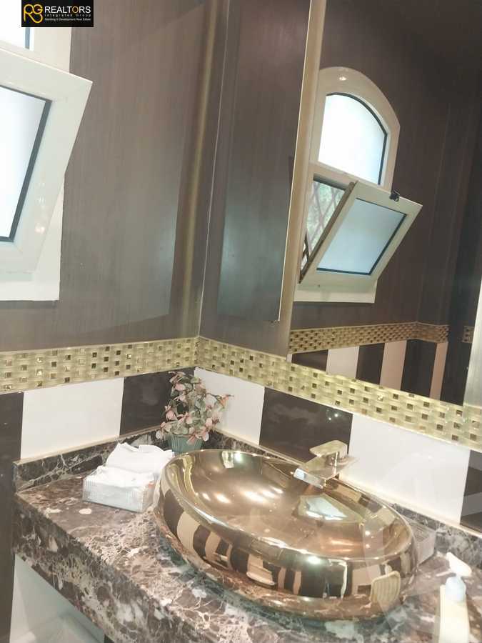 https://aqarmap.com.eg/en/listing/5953538-for-sale-cairo-el-sheikh-zayed-city-compounds-wasla-strip-mall-arcom