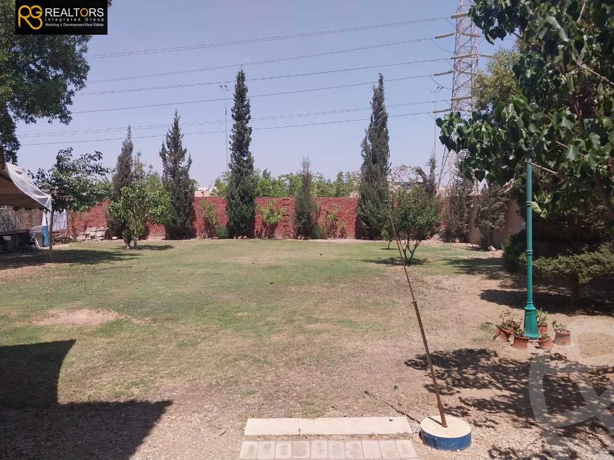 https://aqarmap.com.eg/en/listing/5953538-for-sale-cairo-el-sheikh-zayed-city-compounds-wasla-strip-mall-arcom