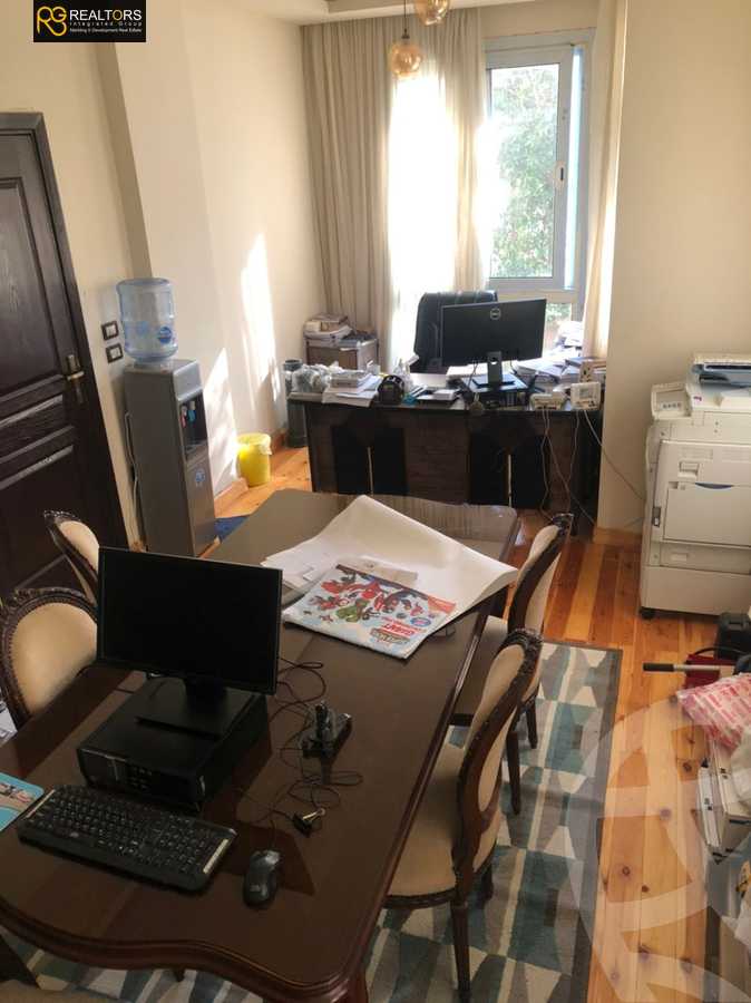 https://aqarmap.com.eg/en/listing/5960922-for-sale-cairo-el-sheikh-zayed-city-compounds-beverly-hills