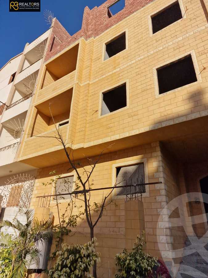 https://aqarmap.com.eg/ar/listing/5963248-for-sale-cairo-6th-of-october-ganob-el-ahyaaa-hay-el-andalous