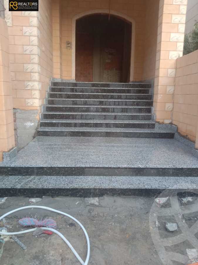 https://aqarmap.com.eg/ar/listing/5963248-for-sale-cairo-6th-of-october-ganob-el-ahyaaa-hay-el-andalous