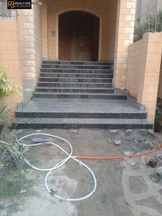 https://aqarmap.com.eg/ar/listing/5963248-for-sale-cairo-6th-of-october-ganob-el-ahyaaa-hay-el-andalous