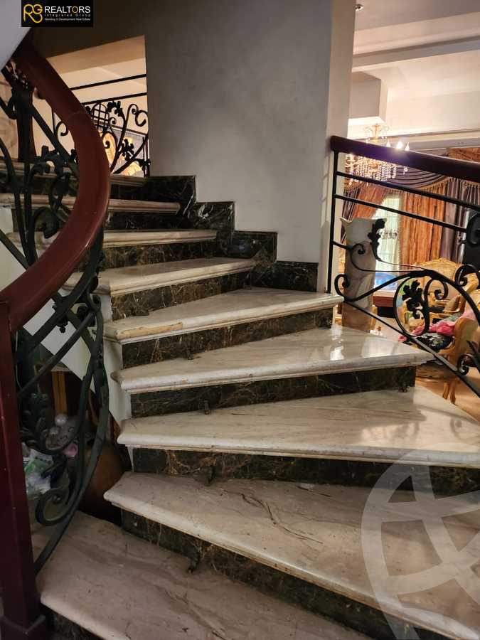 https://aqarmap.com.eg/en/listing/5974204-for-sale-cairo-6th-of-october-hadaeq-october-kmbwnd-fy-hdyq-ktwbr-hay-el-ashgar