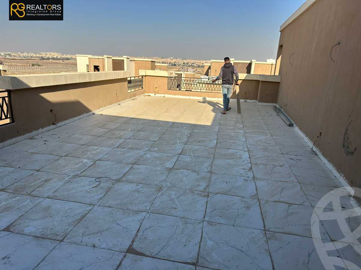 https://aqarmap.com.eg/en/listing/5974236-for-sale-cairo-el-sheikh-zayed-city-lshykh-zyd-ljdyd-toya-compound-al-tholathea