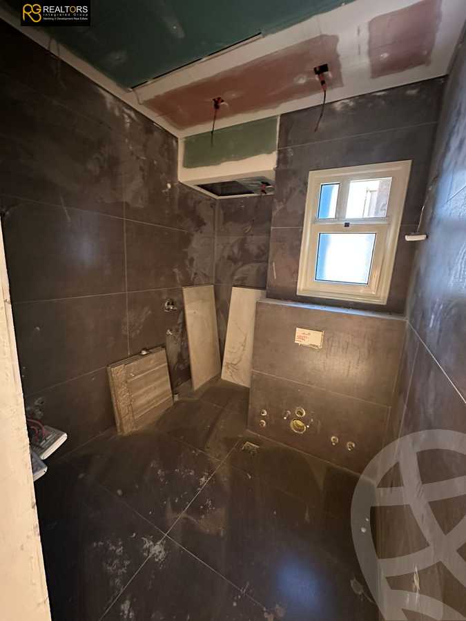 https://aqarmap.com.eg/en/listing/5974236-for-sale-cairo-el-sheikh-zayed-city-lshykh-zyd-ljdyd-toya-compound-al-tholathea