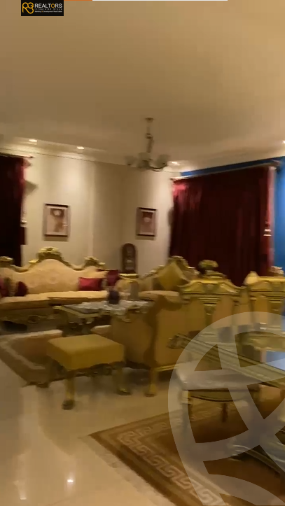 https://aqarmap.com.eg/en/listing/5983065-for-sale-cairo-el-sheikh-zayed-city-compounds-el-khamayel