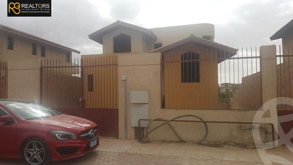 https://aqarmap.com.eg/en/listing/5983104-for-sale-cairo-el-sheikh-zayed-city-compounds-roaya-compound-zayed