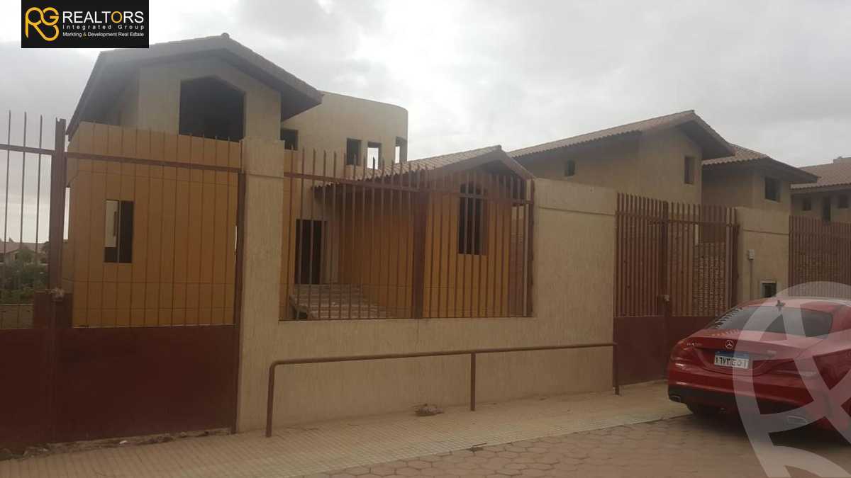 https://aqarmap.com.eg/en/listing/5983104-for-sale-cairo-el-sheikh-zayed-city-compounds-roaya-compound-zayed