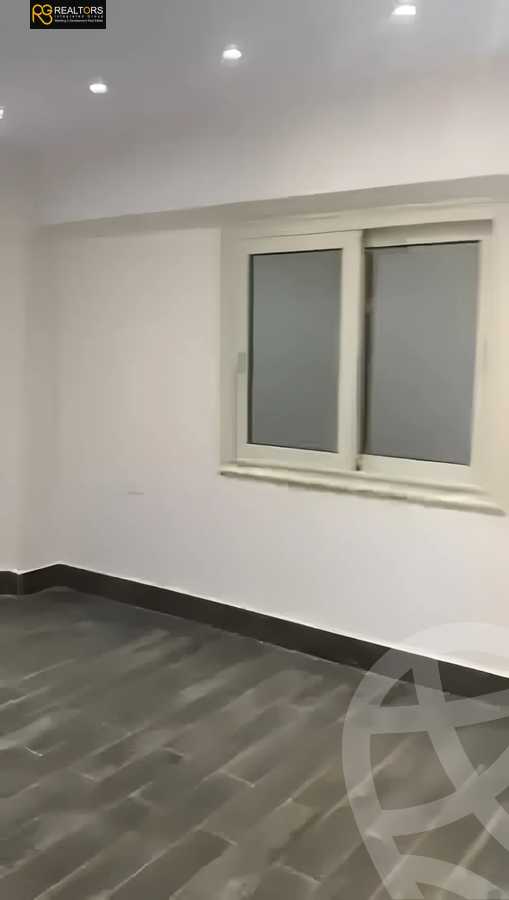 https://aqarmap.com.eg/ar/listing/5983235-for-sale-cairo-6th-of-october-compounds-pyramids-walk