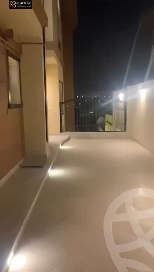 https://aqarmap.com.eg/ar/listing/5983235-for-sale-cairo-6th-of-october-compounds-pyramids-walk