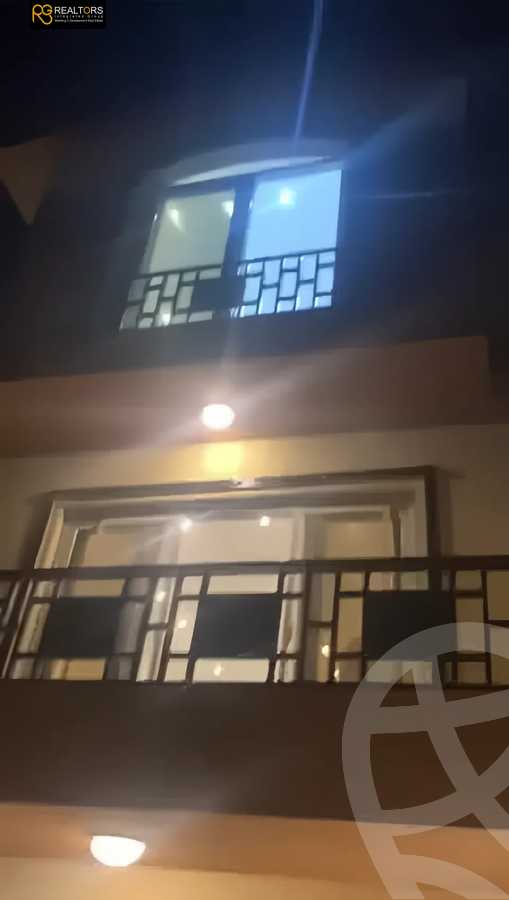 https://aqarmap.com.eg/ar/listing/5983235-for-sale-cairo-6th-of-october-compounds-pyramids-walk