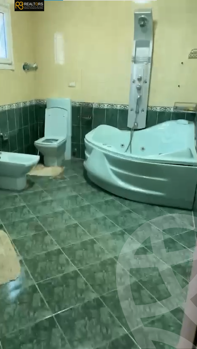 https://aqarmap.com.eg/en/listing/5983645-for-sale-cairo-6th-of-october-compounds-dream-land-lake-dream-dream-land-compound