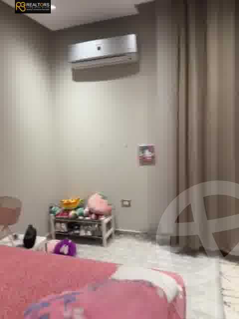 https://aqarmap.com.eg/ar/listing/6028383-for-sale-cairo-el-sheikh-zayed-city-compounds