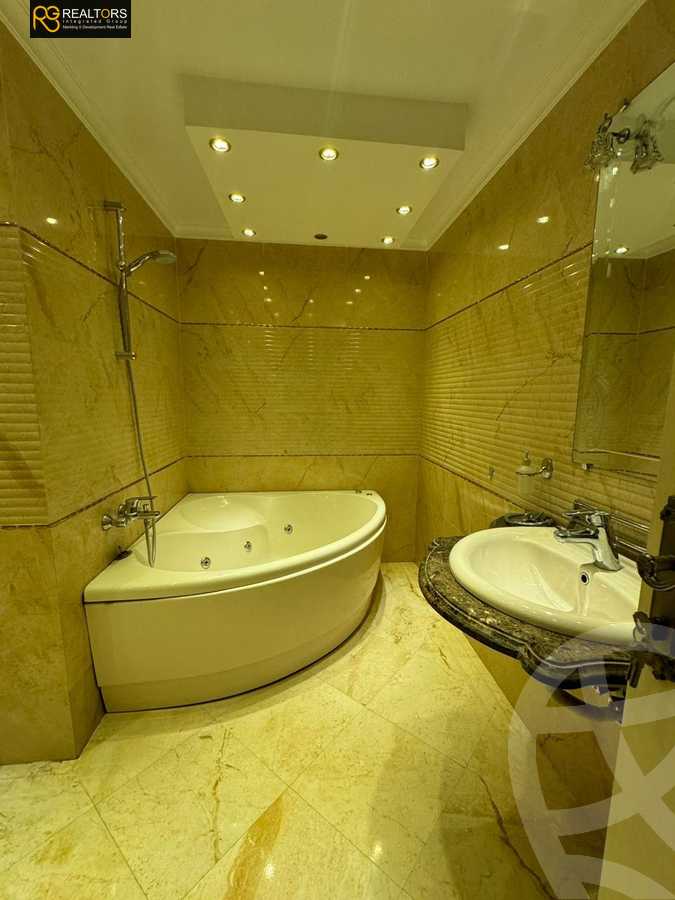https://aqarmap.com.eg/en/listing/6028638-for-rent-cairo-6th-of-october-compounds-rawada