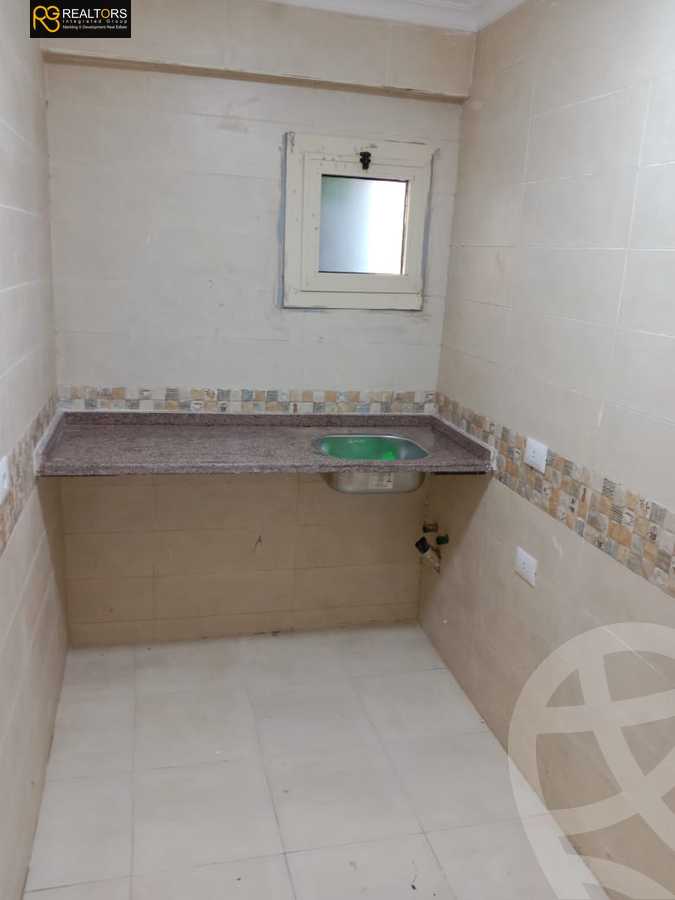 https://aqarmap.com.eg/ar/listing/6033163-for-sale-cairo-6th-of-october-hadaeq-october-kmbwnd-fy-hdyq-ktwbr-eco-west-compound-new-city-development-asia
