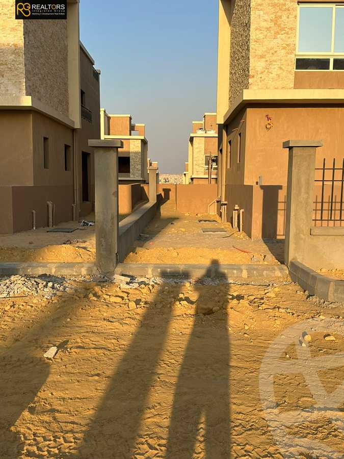 https://aqarmap.com.eg/en/listing/6033635-for-sale-cairo-el-sheikh-zayed-city-lshykh-zyd-ljdyd-toya-compound-al-tholathea