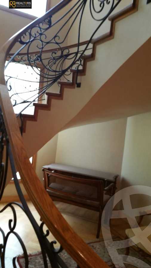 https://aqarmap.com.eg/en/listing/6034035-for-sale-cairo-el-sheikh-zayed-city-compounds-el-yasmeen-compound