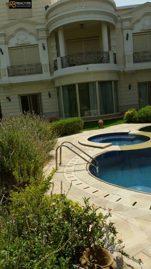 https://aqarmap.com.eg/en/listing/6034035-for-sale-cairo-el-sheikh-zayed-city-compounds-el-yasmeen-compound