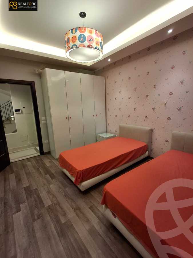 https://aqarmap.com.eg/en/listing/6035758-for-sale-cairo-el-sheikh-zayed-city-compounds-zayed-dunes