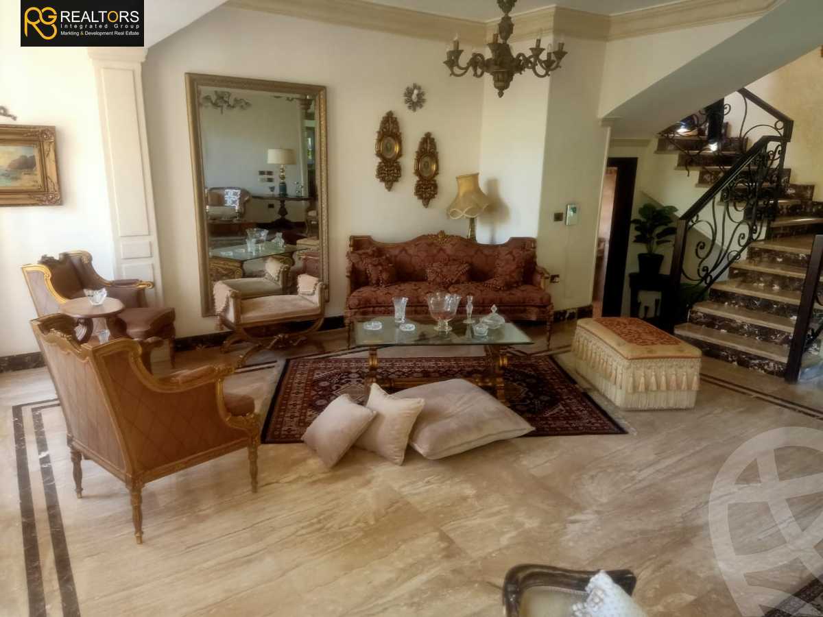 https://aqarmap.com.eg/en/listing/6035784-for-sale-cairo-6th-of-october-compounds-palm-parks